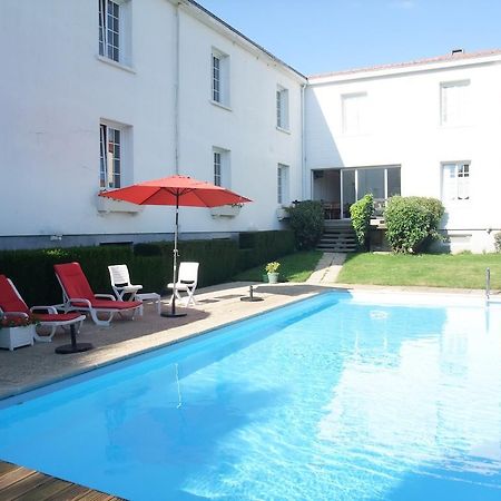 Hotel Des Biches Nuaille Exterior photo